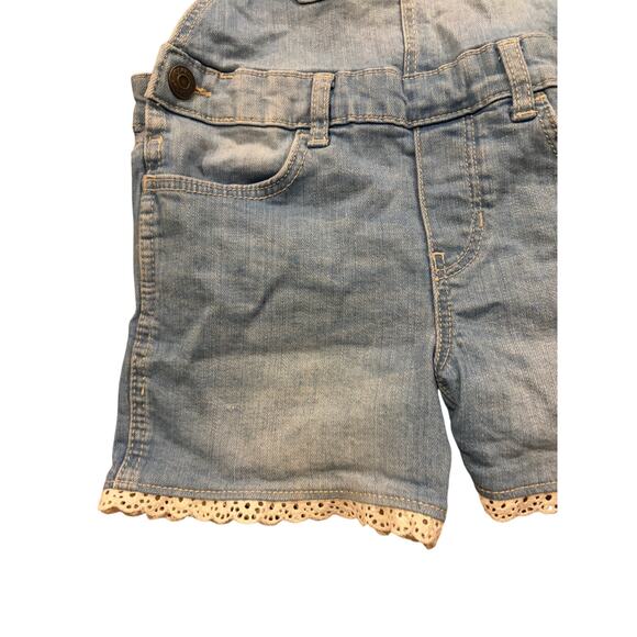 OshKosh B'gosh Girls Denim Lace Trim Shortalls Overalls Size 56 - Picture 3 of 5